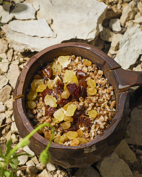 Game of Thrones. Officieel kookboek. Recepten van de Koninklijke Steiger tot de Dothraki Zee - 9786175483343